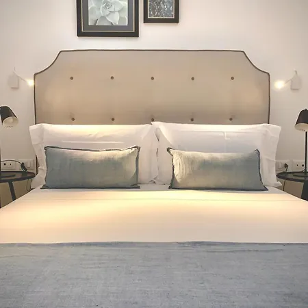 Normanni 5 Rooms & Apartment-2